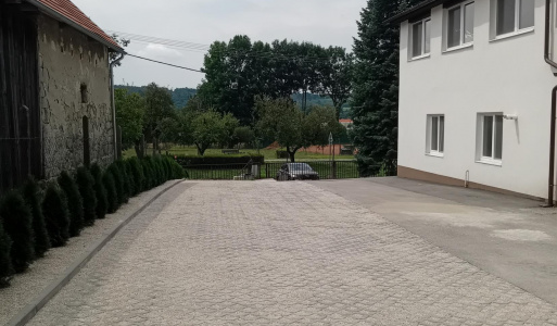 Pribudli nové parkovacie plochy v Pôtri pri ZS a v Žihľave pri cintoríne, 7/2024. 